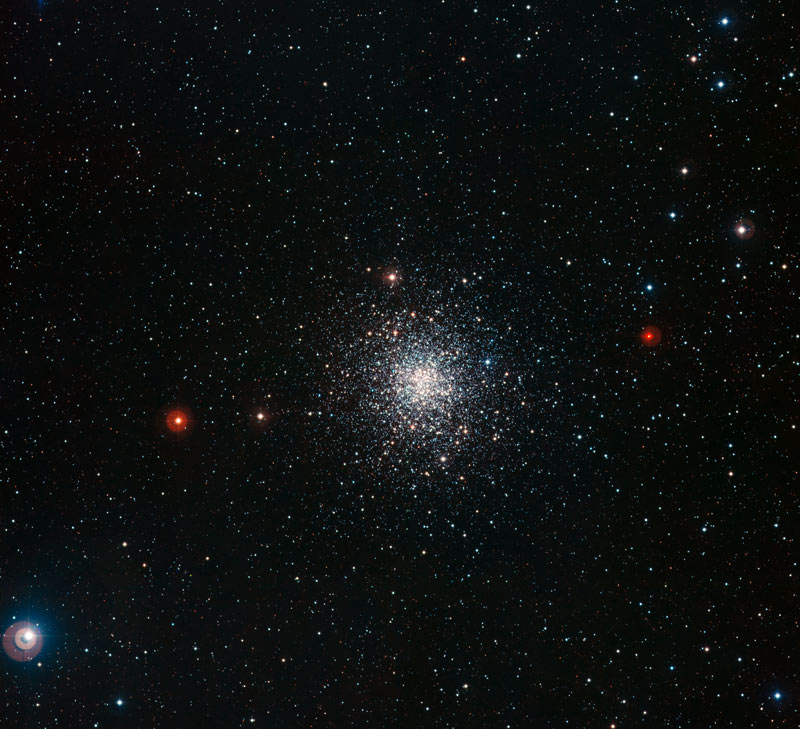 Exquisite Photo Shows Ancient Star Cluster